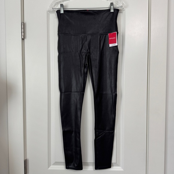 NEW Spanx Large Black Faux Leather Shiny Ankle Leggings Slimming Party Holiday - Picture 2 of 9